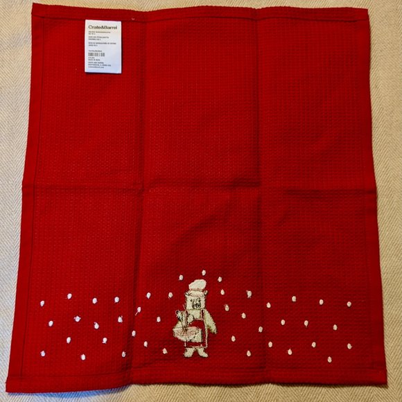 NWT Crate & Barrel Holiday Bear Towels SET of 2 (Mixing bowl design) - Picture 5 of 14